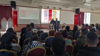 Aksaray Üniversitesi Güzelyurt Meslek Yüksekokulu, öğrencilerine yönelik düzenlediği etkinlikte, toplumun