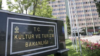 Kültür ve Turizm Bakanlığı, uygulamalı sanat alanında eğitim gören üniversite