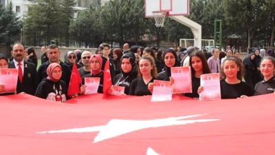 Aksaray’daki Şehit Önder Güzel Fen ve Sosyal Bilimler Anadolu İmam