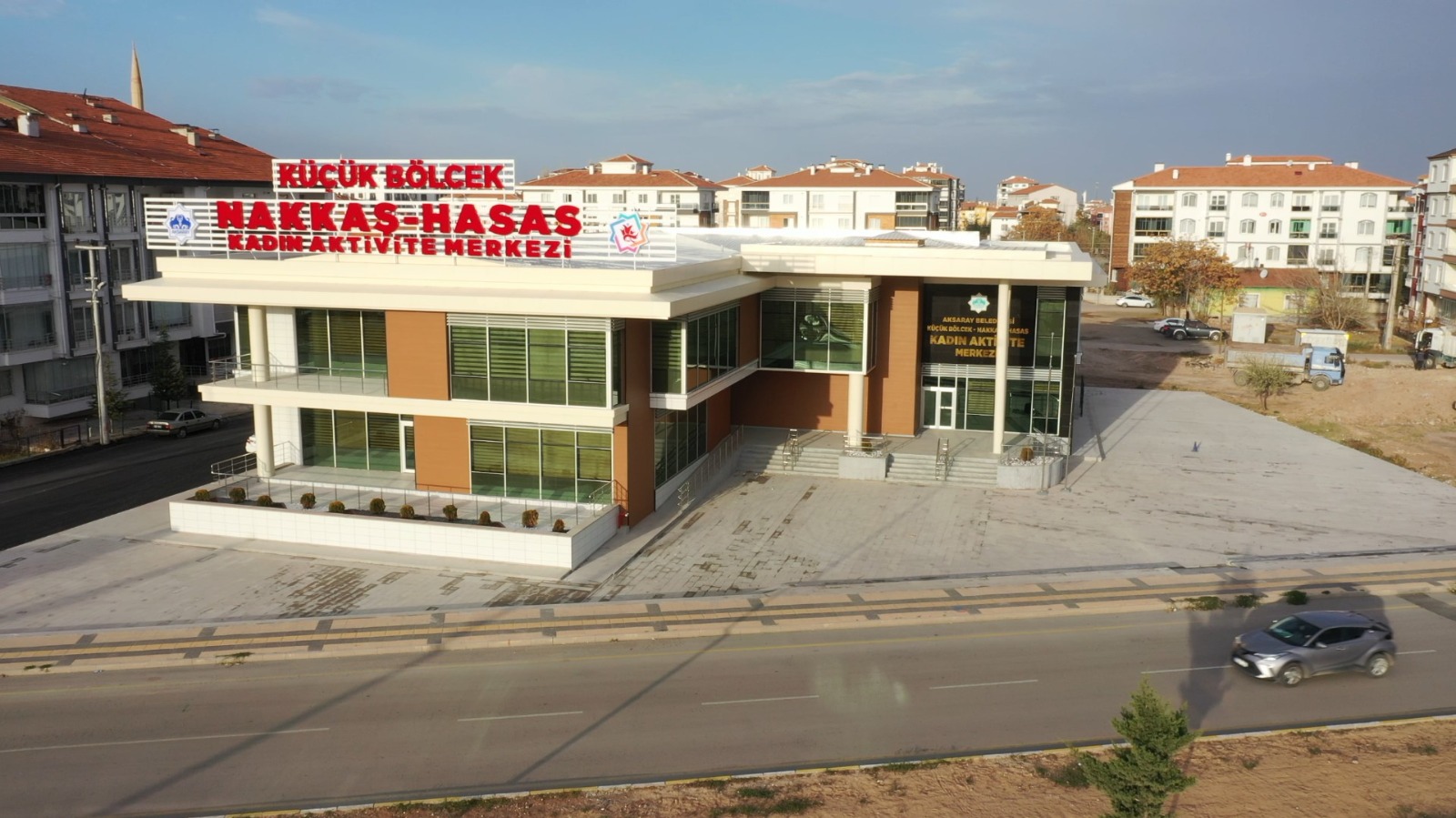 Aksaray Belediyesi’nin faaliyete geçirdiği Nakkaş Kadın Aktivite Merkezi, kadınların toplumsal