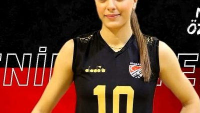 Aksaray 1989 Spor Voleybol Takımı, geçen sezon kadrosunda bulunan orta