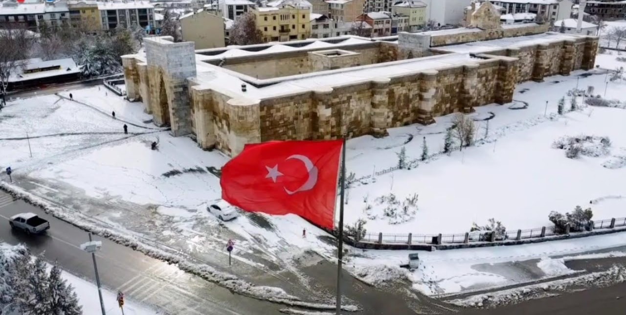 Sultanhanı Kaymakamlığı’ndan hayati uyarı: Soba zehirlenmelerine dikkat!