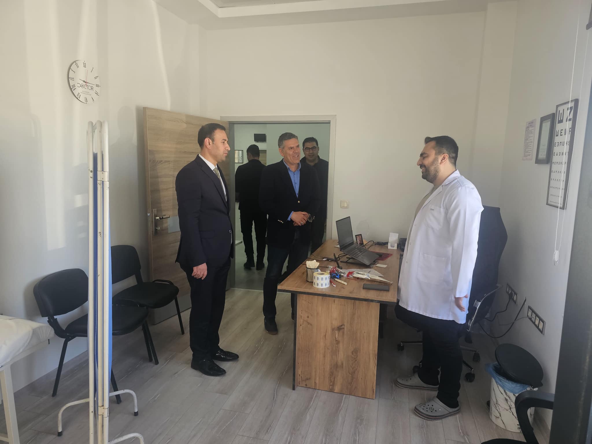 14 Mart Tıp Bayramı’nda Sultanhanı’nda anlamlı ziyaret: Kaymakam ve Başkan sağlık çalışanlarını unutmadı