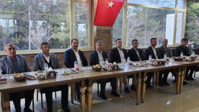 Sultanhanı Kaymakamı Bilal Göksun, mahalle ve köy muhtarlarıyla iftar programında