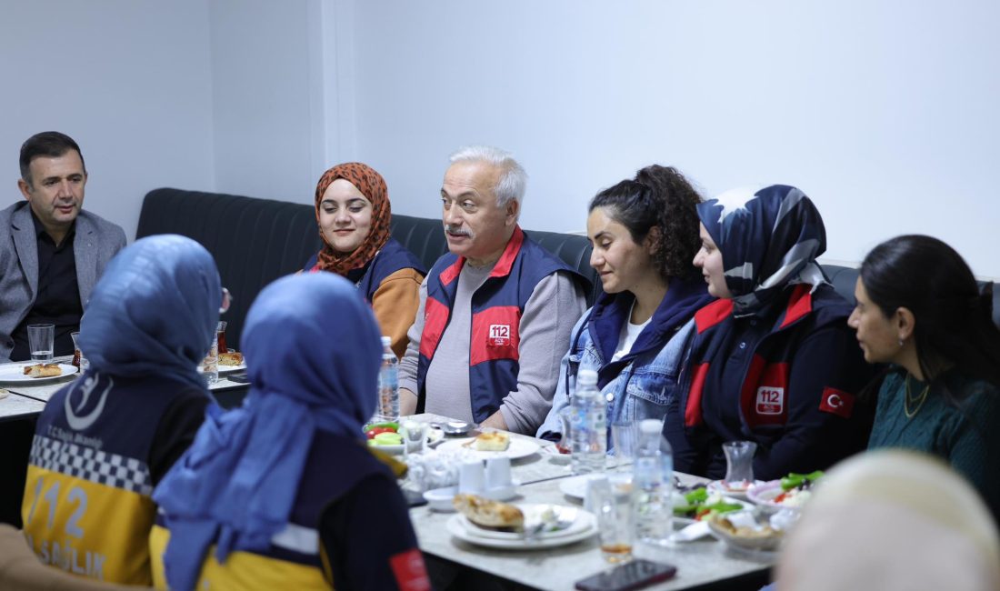 Aksaray Valisi Mehmet Ali Kumbuzoğlu, 112 Acil Çağrı Merkezini ziyaret