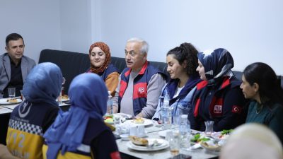 Aksaray Valisi Mehmet Ali Kumbuzoğlu, 112 Acil Çağrı Merkezini ziyaret