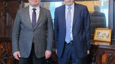 Aksaray Belediye Başkanı Dr. Evren Dinçer, Viyana’ya gitmesinin ardından burada