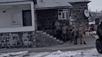 İçişleri Bakanı Ali Yerlikaya, 27 ilde FETÖ'ye yönelik operasyonlarda yakalanan