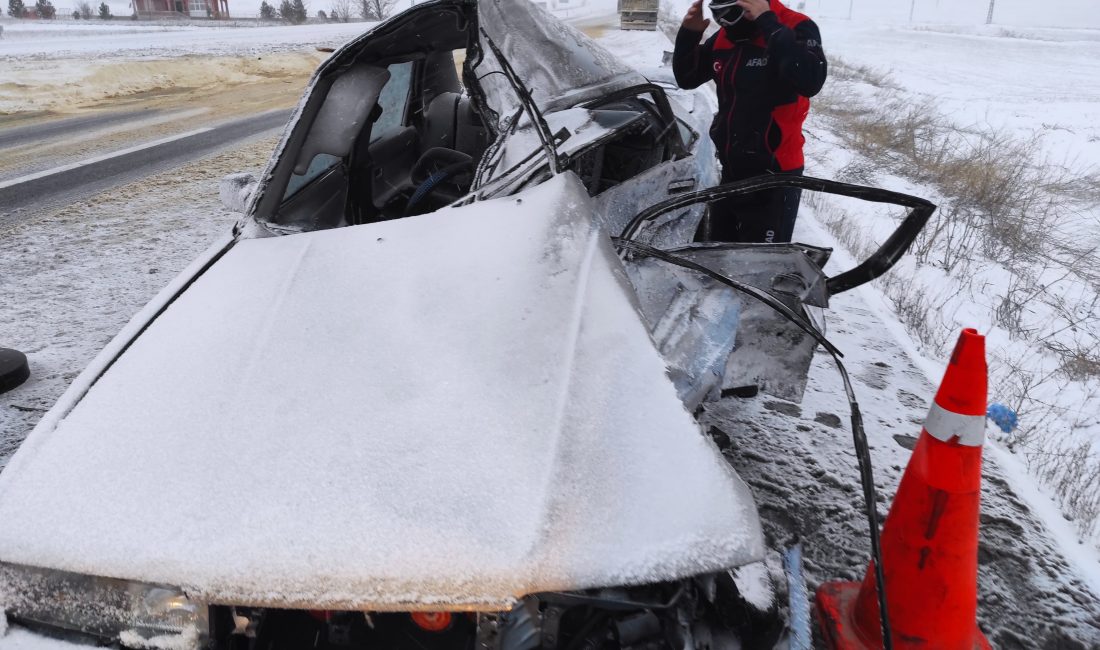 Kayseri'de tır ile otomobilin