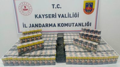 Kayseri’de gümrük kaçağı 590 paket sigara ele geçirildi. İl Jandarma