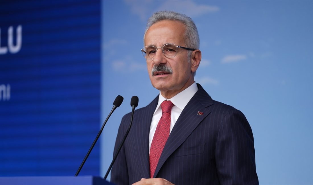 Ulaştırma ve Altyapı Bakanı