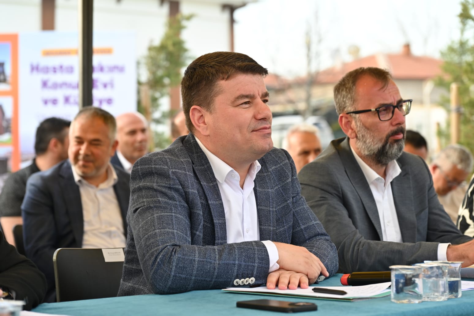 Çiftlik Mahallesi’nde vatandaş sordu, Başkan Dinçer cevapladı