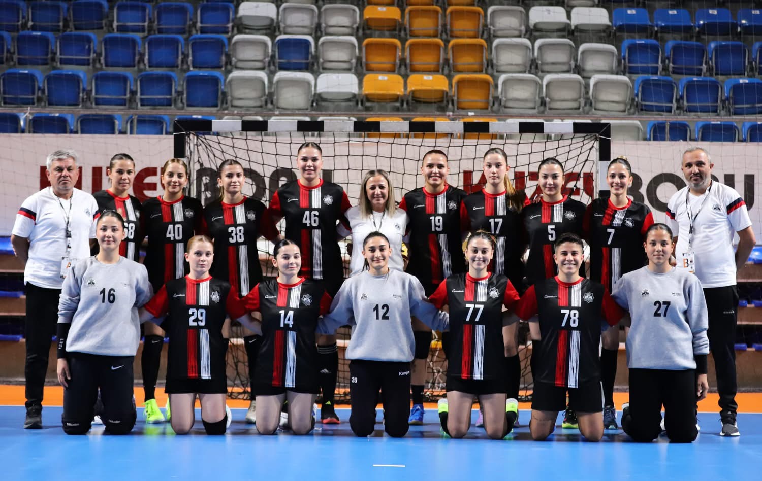Aksaray Belediyesi Hentbol Takımı, Müthiş Geri Dönüşle Beraberliği Kaptı!