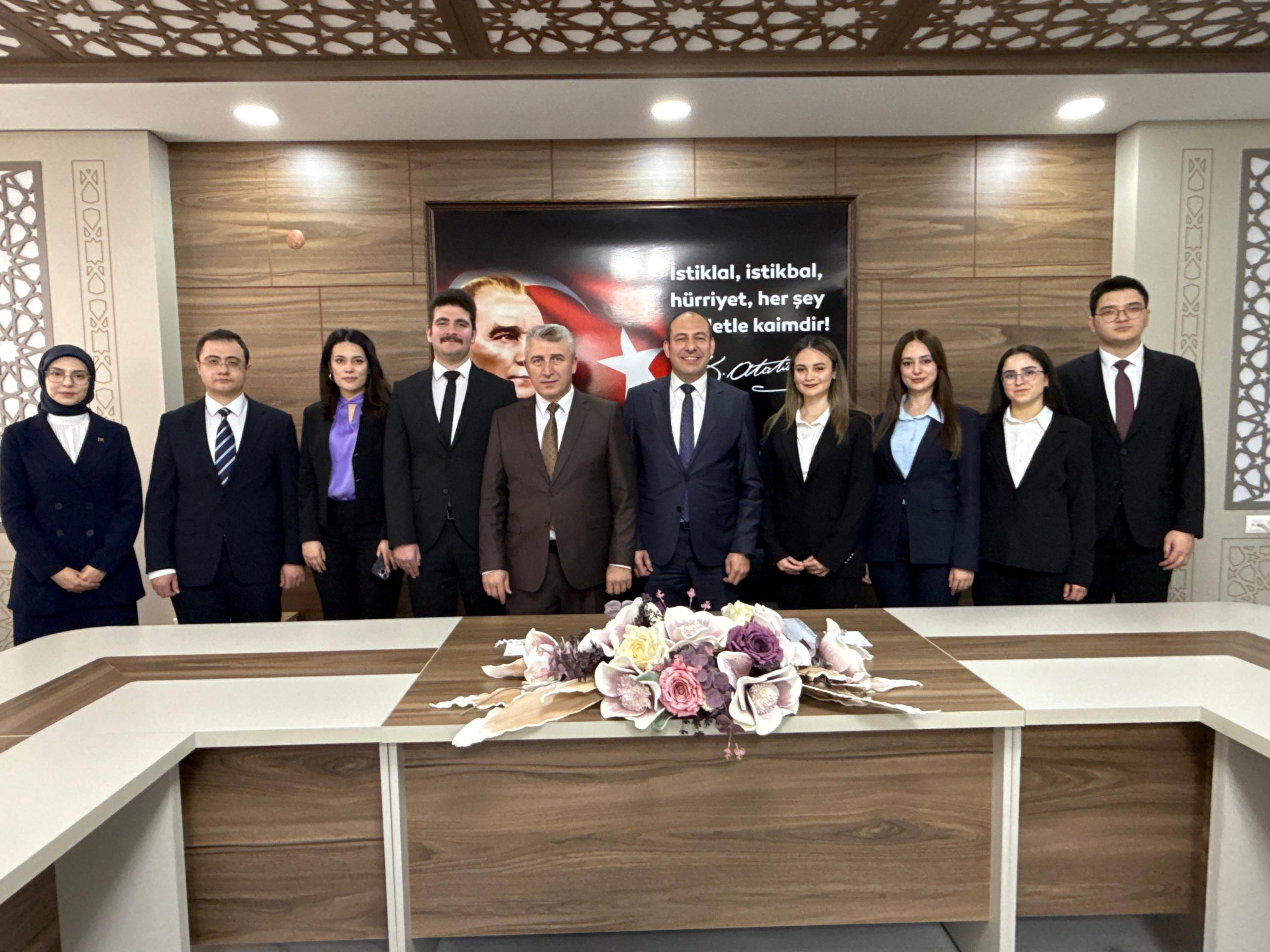 Aksaray Adliyesi’nde tarihi gün: Hakim ve savcı yardımcıları görev başında