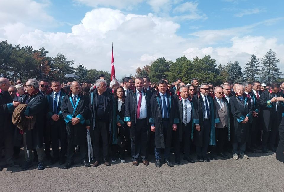 5 Nisan Avukatlar Günü