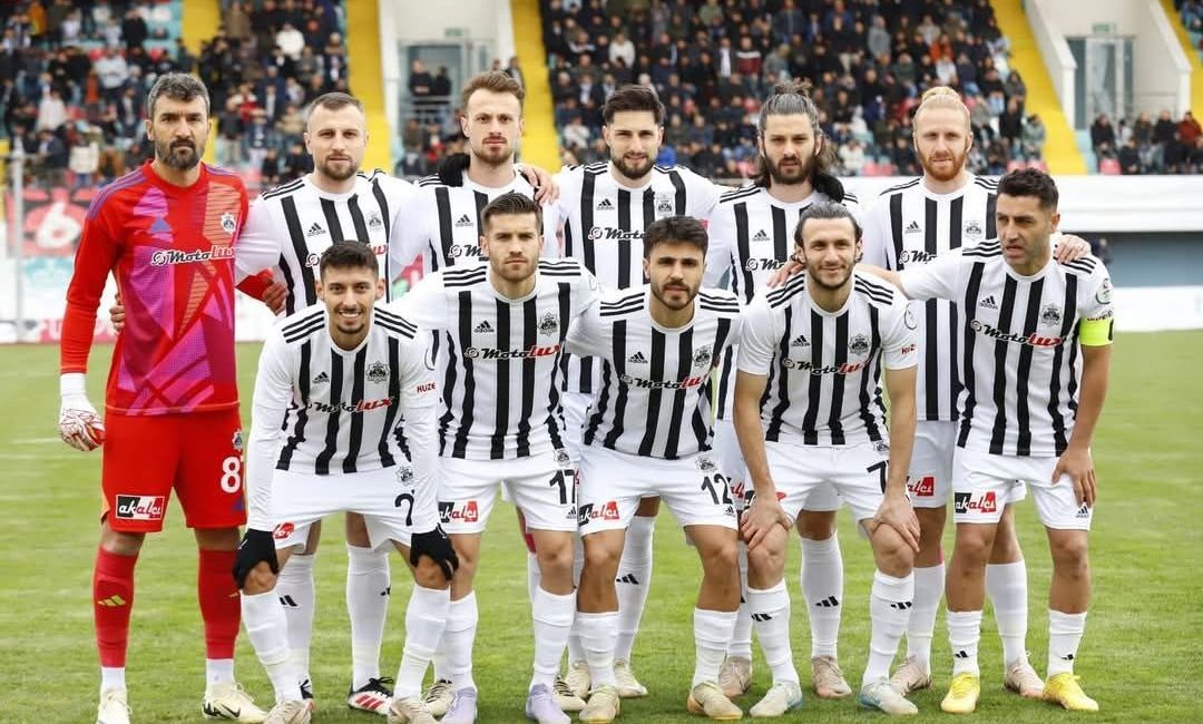 Aksarayspor liderliği sürdürmek için Diyarbakır’da! TFF 2. Lig Kırmızı Grup kapsamında mücadele eden 68 Aksarayspor,