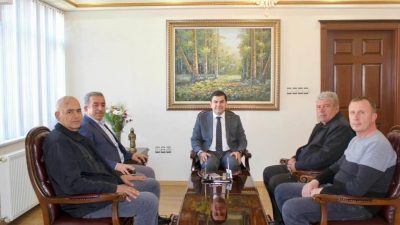 Anahtar Partisi Ortaköy İlçe Başkanı Mehmet Akbaba ve yönetim kurulu