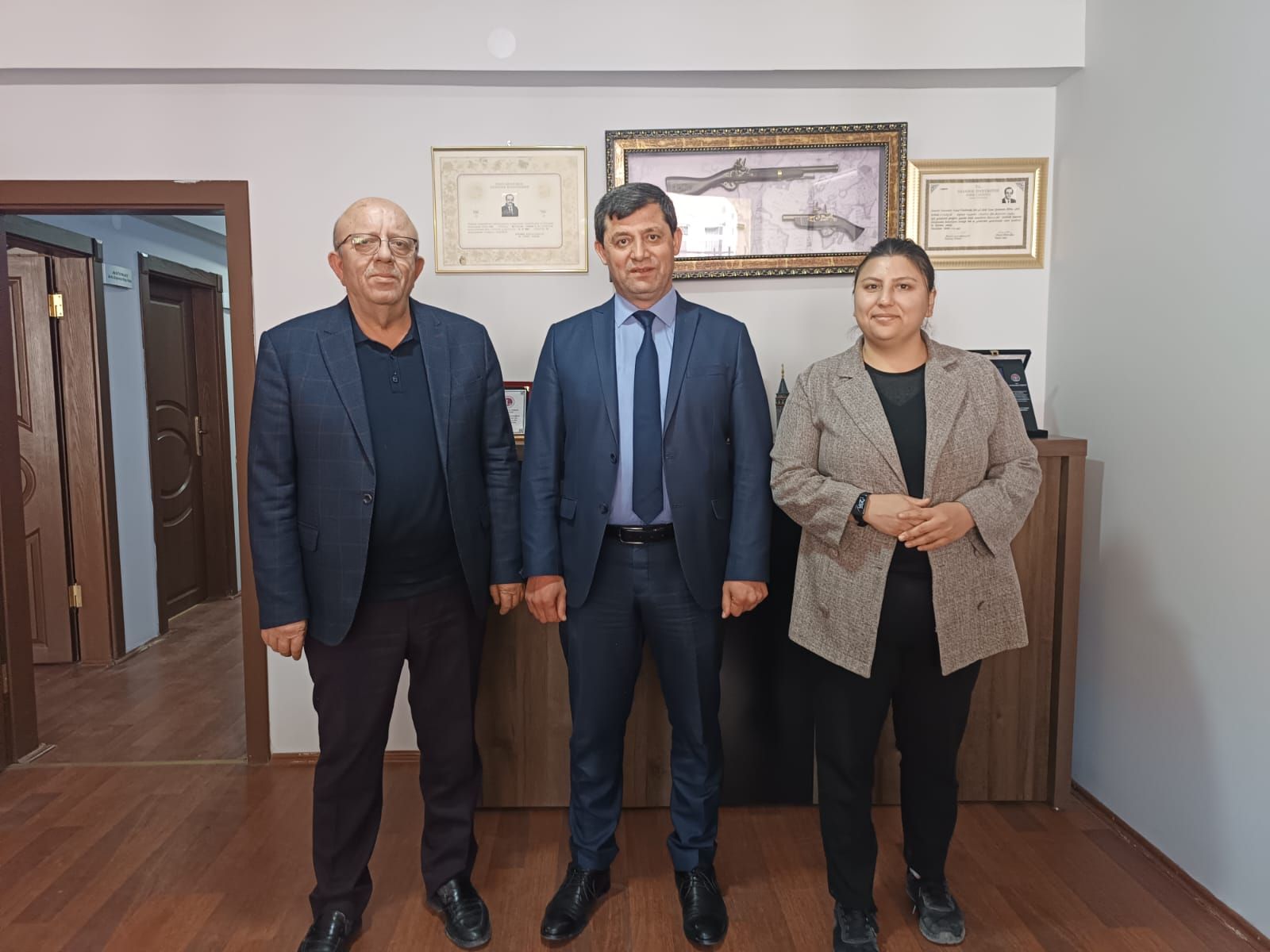 Baro’dan meslektaşlarına ziyaret; Hukuk gelişmeleri gündemdeydi