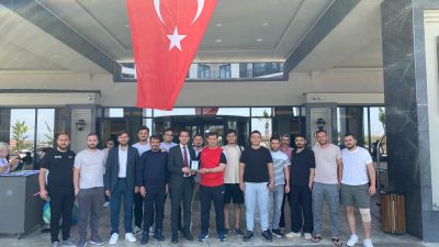 Antalya’da düzenlenen 17. Atatürk Kupası’na katılan Aksaray Barosu, organizasyonda gösterdiği