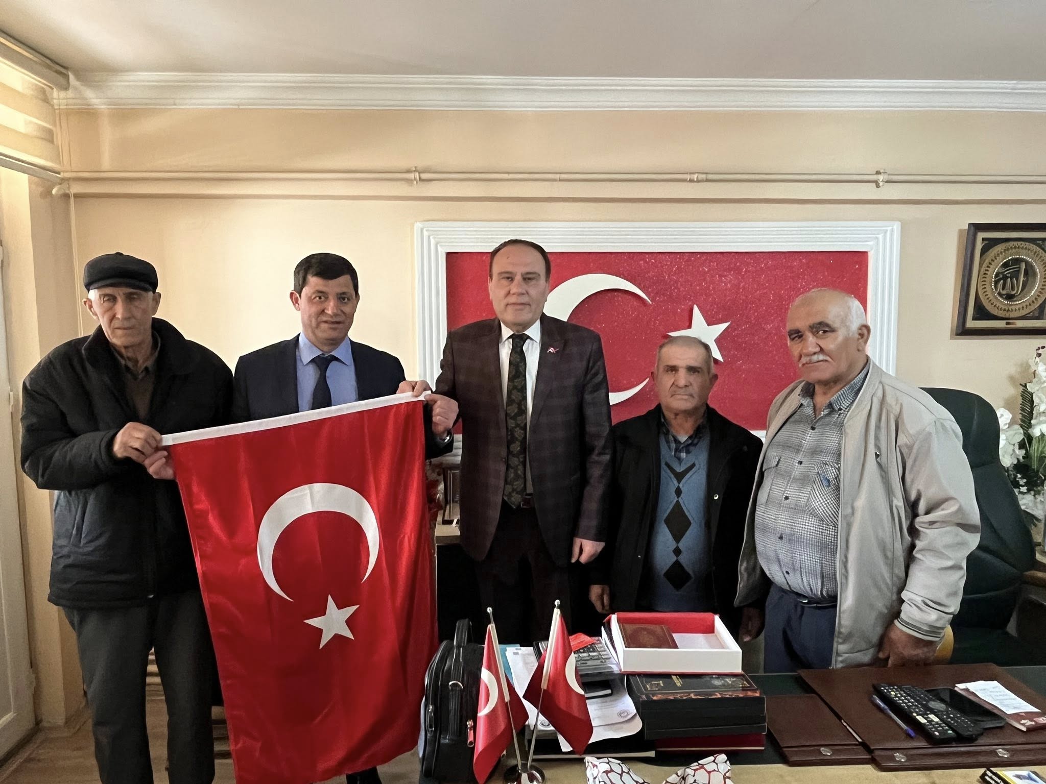 Baro Başkanı Düzgün’den şehit ailelerine anlamlı ziyaret