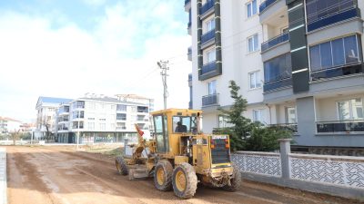 Aksaray Belediyesi, Tacin Mahallesi’nde yürüttüğü üstyapı çalışmalarıyla bölgeye yeni bir