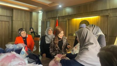 Aksaray Valisi Mehmet Ali Kumbuzoğlu’nun eşi Canan Kumbuzoğlu’nun öncülüğünde, Türk