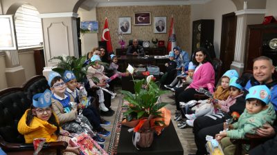 10 Nisan Polis Haftası kapsamında, Özel Bal Anaokulu Müdürü Emine