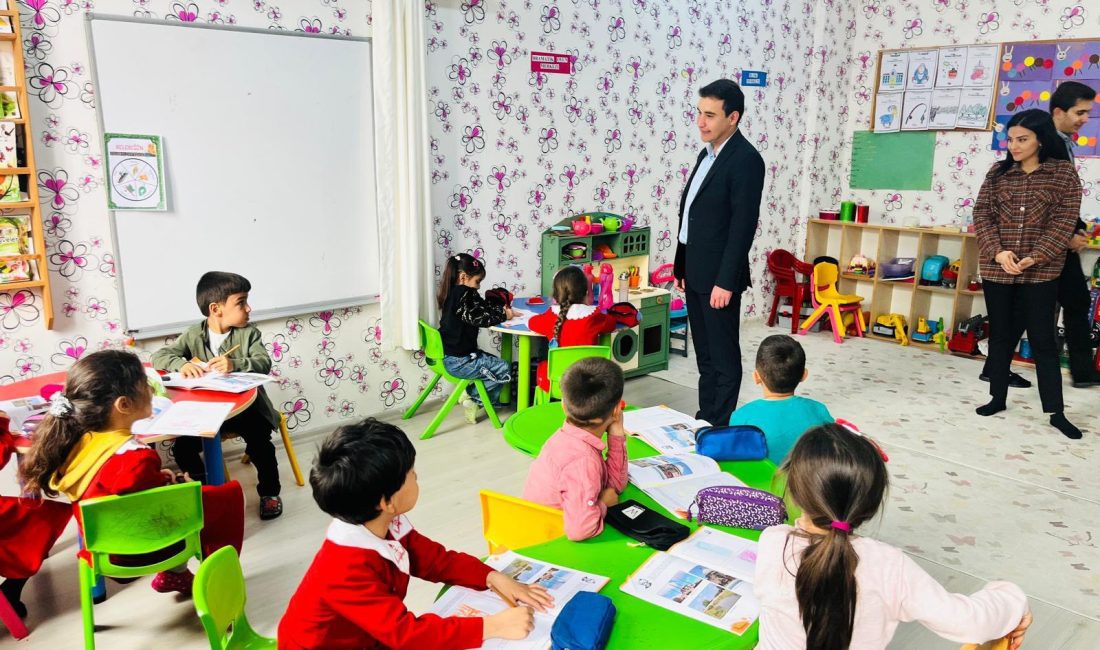 Eskil Kaymakamı Fuat Yurddaş, köy ziyaretleri kapsamında Bayramdüğün Köyü’nü ziyaret