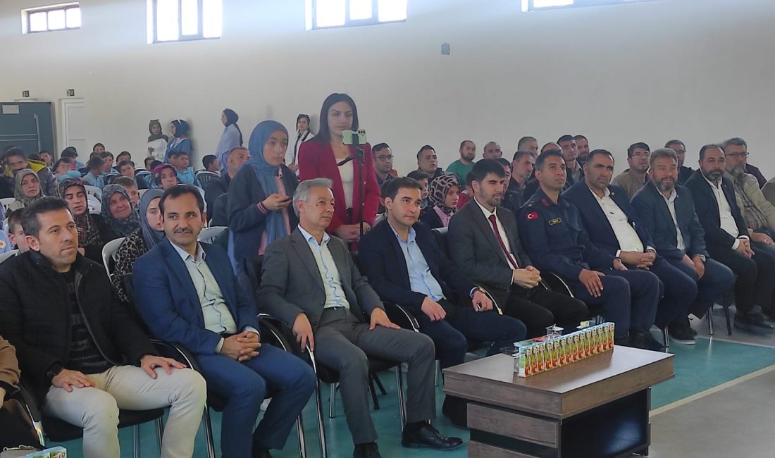 Eskil ilçesinde, Çukuryurt Ortaokulu’nun