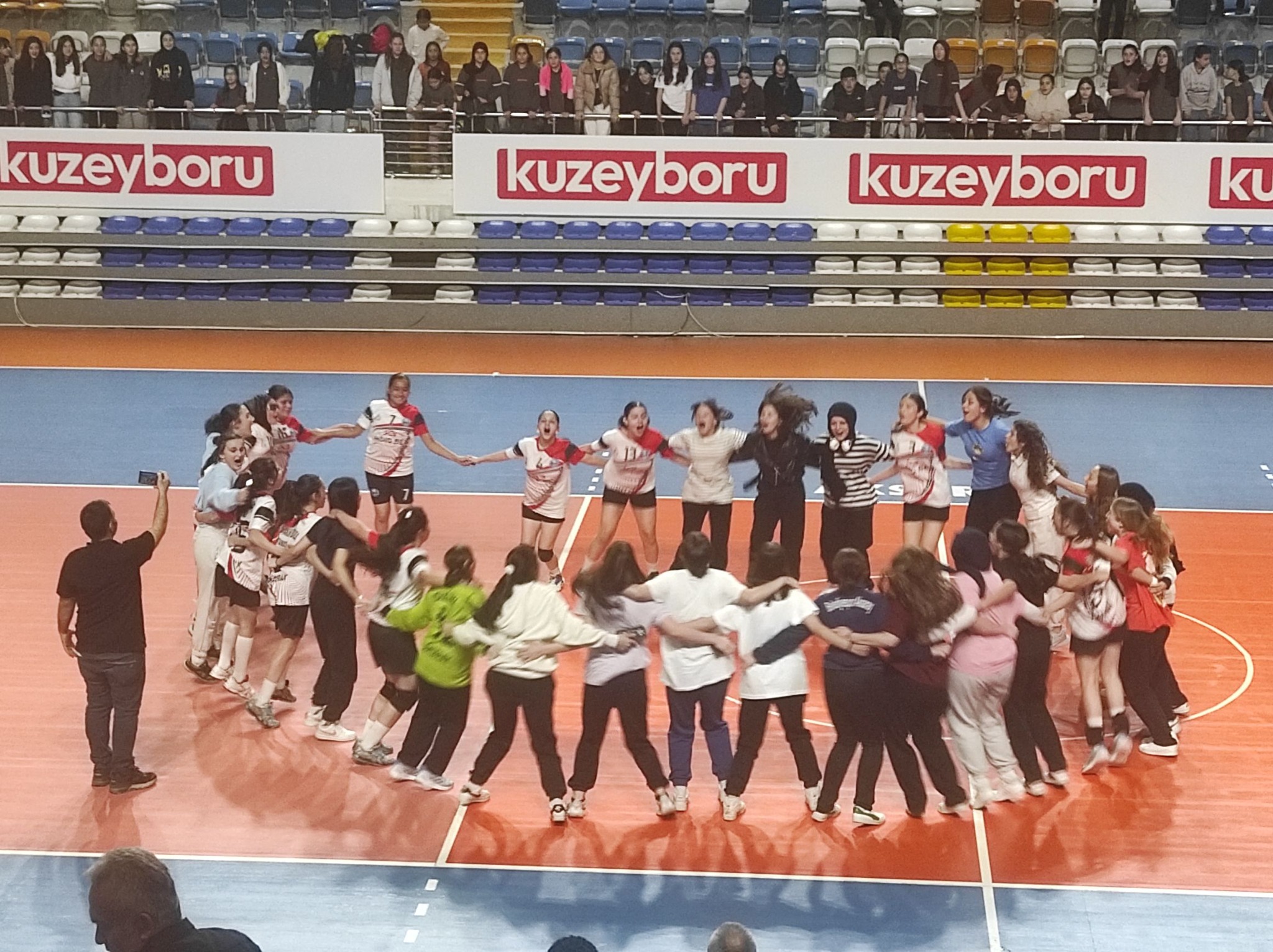 Aksaray’da nefesler tutuldu; Final heyecanına saatler kaldı