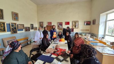 Gülağaç Kaymakamı Şeyma Polat Balak, İlçe Milli Eğitim Müdürü Mustafa