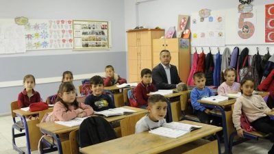 Gülağaç İlçe Milli Eğitim Müdürü Mustafa Songür, Demirci Atatürk İlkokulu’nu