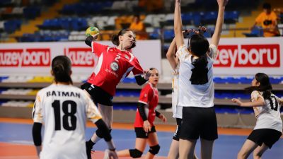 Gençlik Spor Bakanlığı koordinesinde düzenlenen Okul Sporları Yıldızlar Kız-Erkek Hentbol