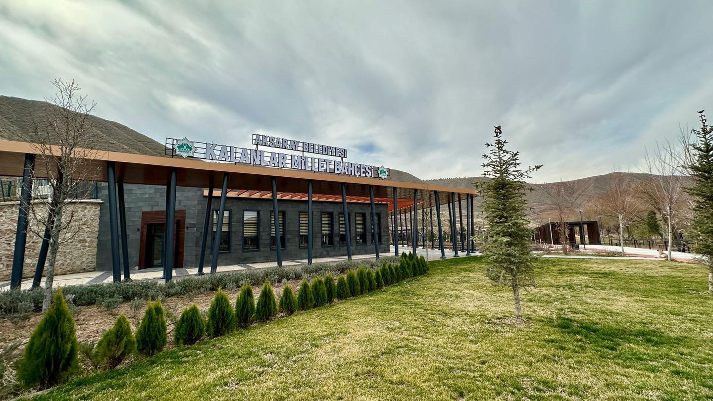 Kalanlar Millet Bahçesinde açık büfe kahvaltı hizmeti başladı