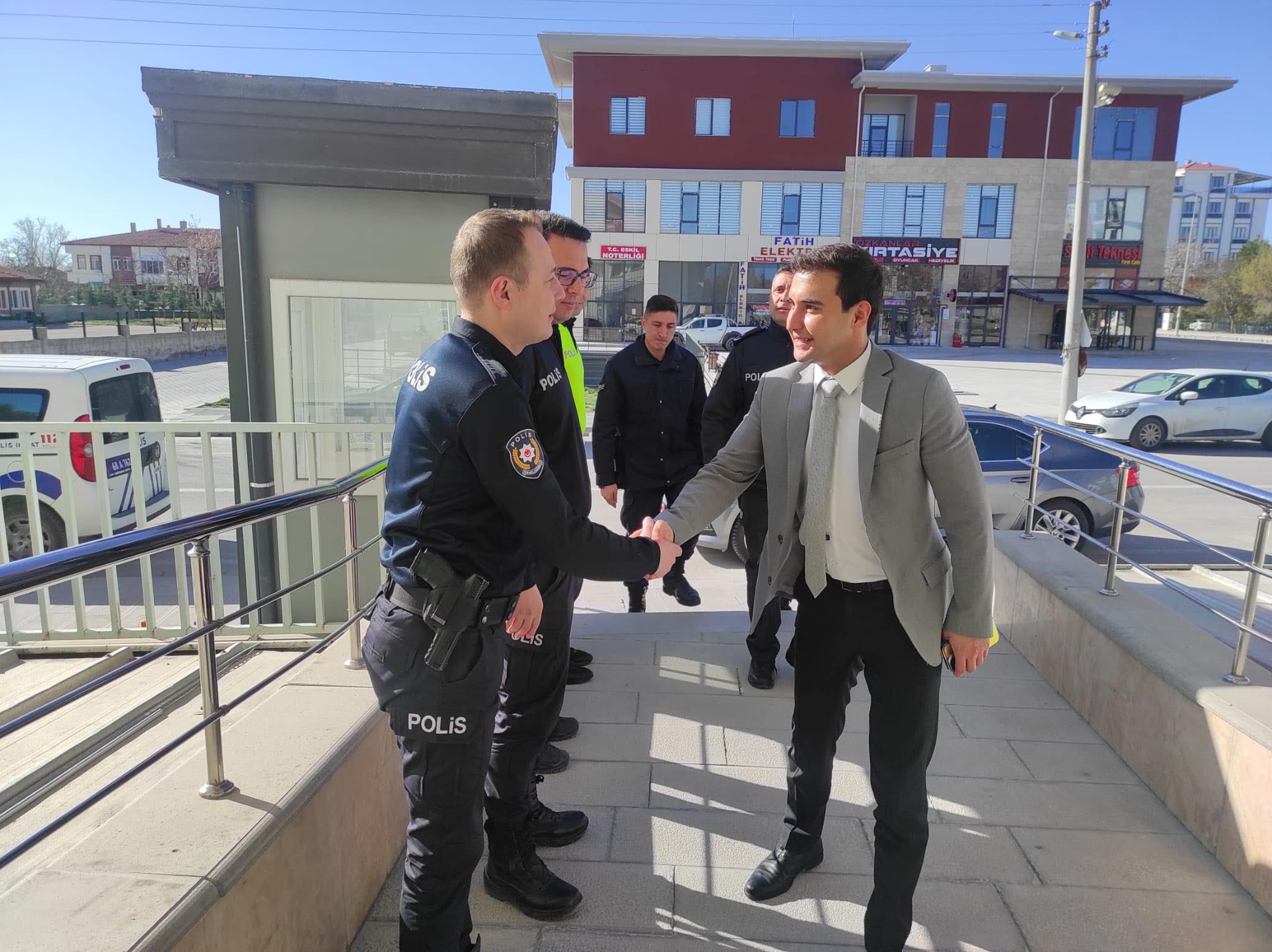 Kaymakam Yurddaş’tan jandarma ve sağlık personelleriyle buluştu