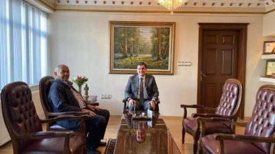 İYİ Parti Ortaköy İlçe Başkanı Elvan Konar, Ortaköy Kaymakamı Ahmet
