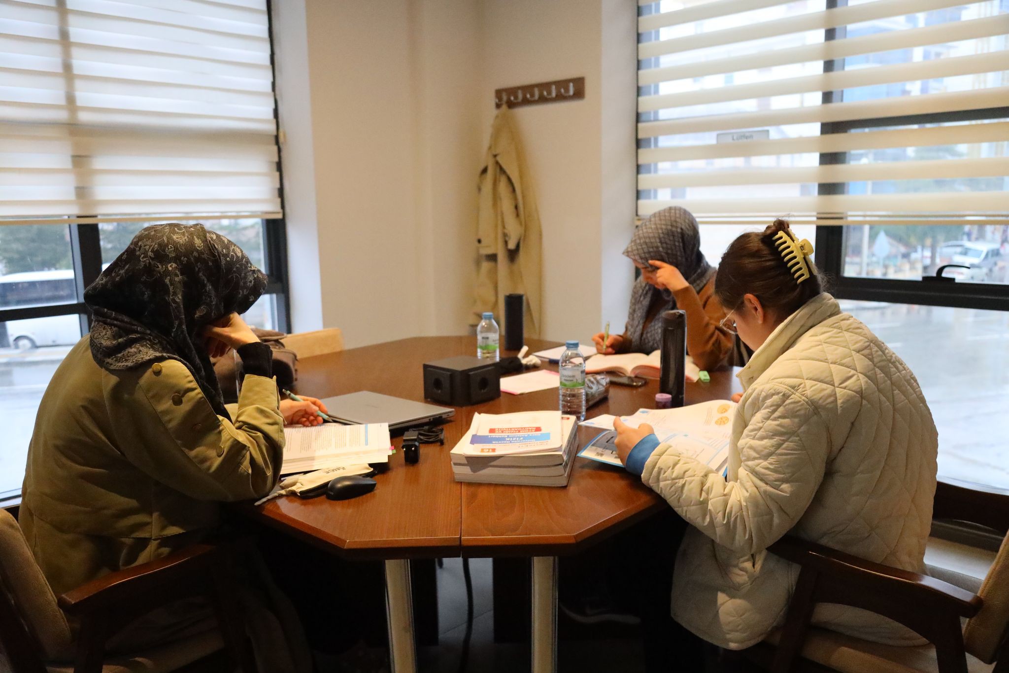Aksaray Belediyesi, Paşacık Kitap Konağı’nda öğrencilere ve kitapseverlere sıcak bir