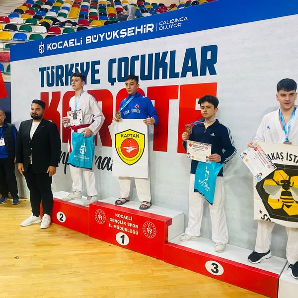 10-13 Nisan tarihleri arasında
