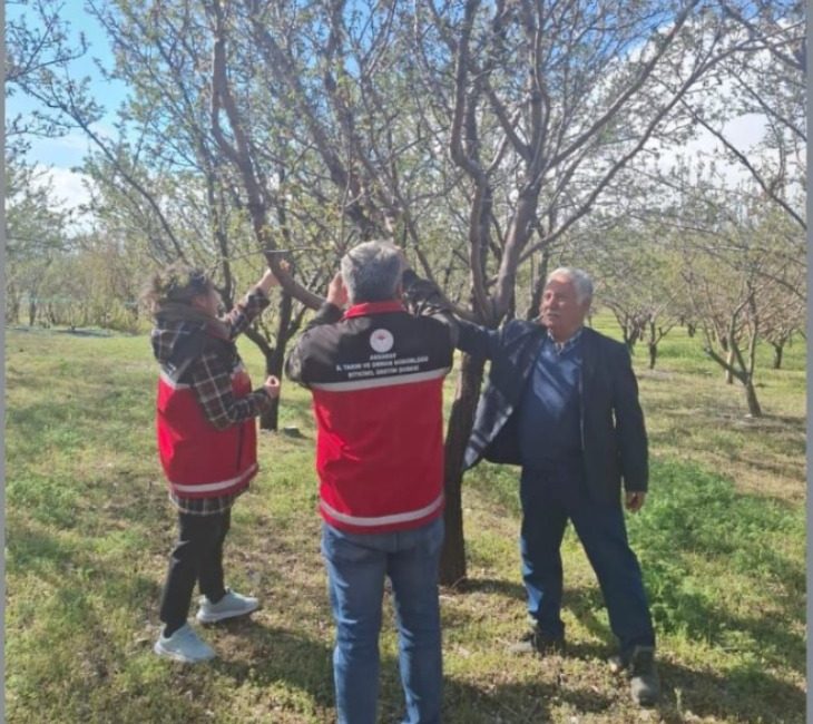 Aksaray İl Tarım ve Orman Müdürlüğü ekipleri, soğuk hava koşullarının