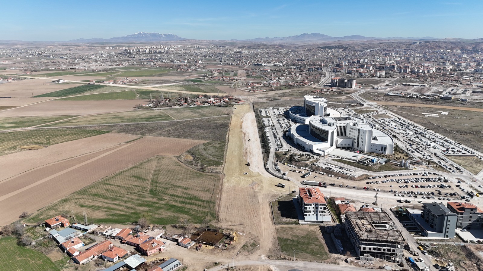 Aksaray Belediyesi, şehir içi trafiği rahatlatmak ve ulaşım ağını güçlendirmek