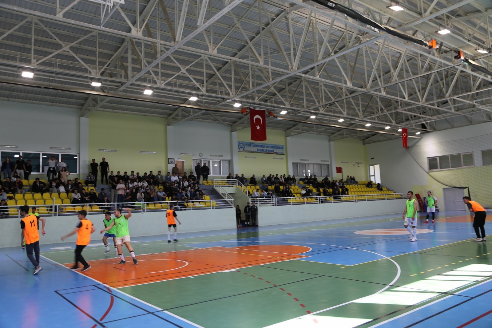 Aksaray Üniversitesi (ASÜ), her yıl geleneksel olarak düzenlediği spor şenliklerine