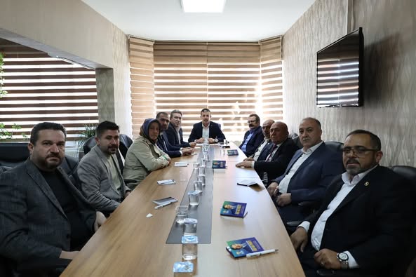 AK Parti Aksaray teşkilatı toplandı; İl ve ilçeler için yeni projeler masada