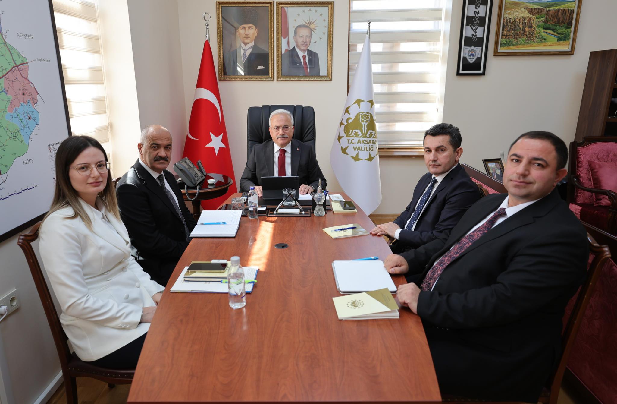 Vali Kumbuzoğlu’ndan kamu hizmetlerinin iyileştirilmesi için kritik toplantı