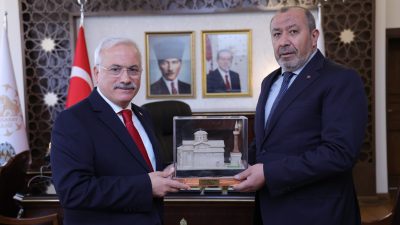 Kişisel Verileri Koruma Kurumu Başkanı Prof. Dr. Faruk Bilir, Vali
