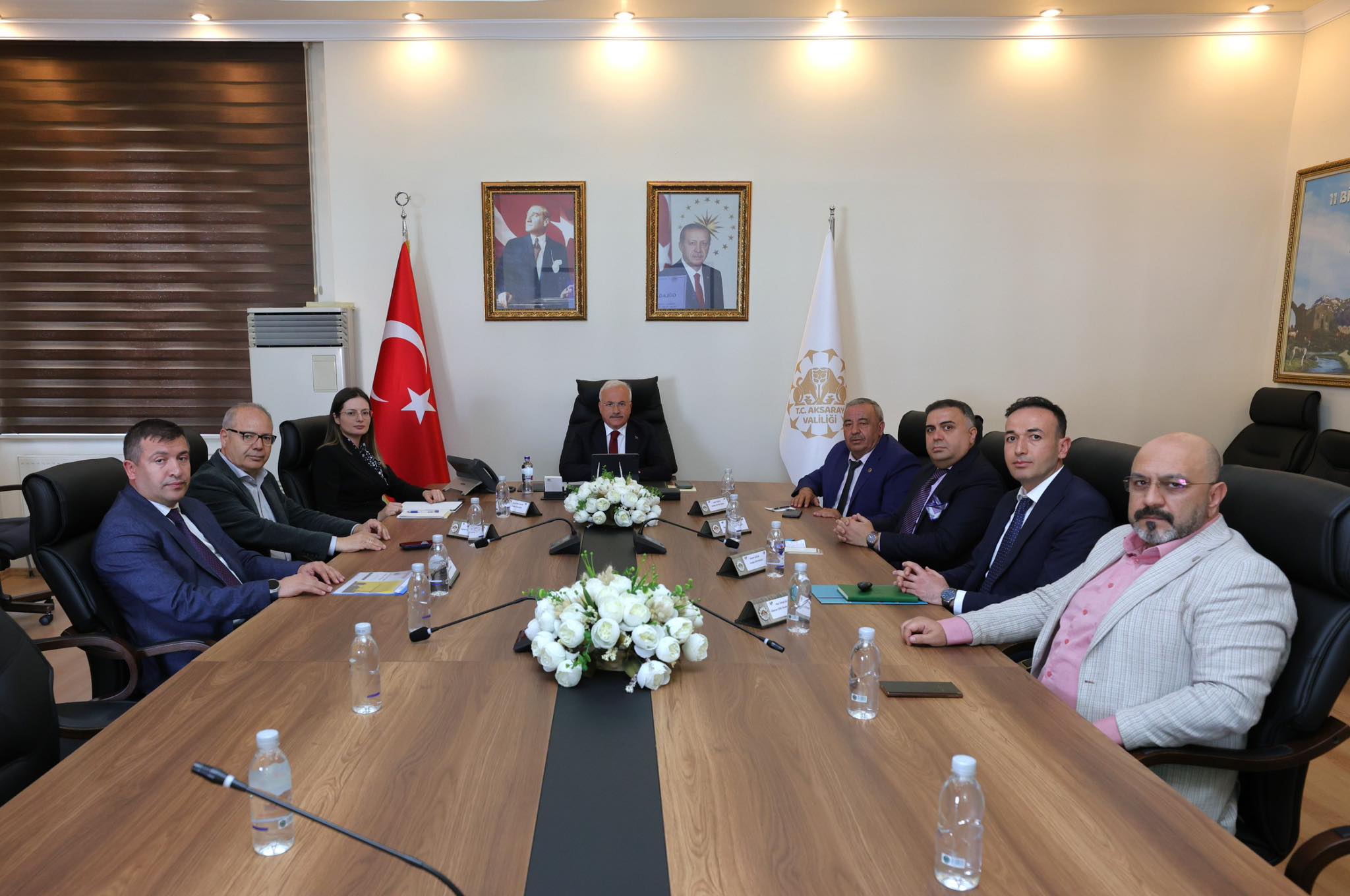 Gülpınar OSB Yönetim Kurulu Toplantısı Vali başkanlığında gerçekleştirildi