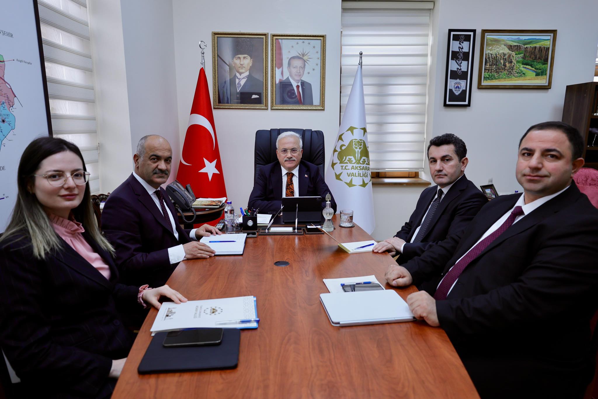 Aksaray Valiliği’nde hizmet ve proje değerlendirme toplantısı