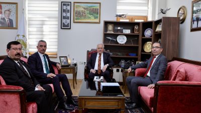 Aksaray Valisi Mehmet Ali Kumbuzoğlu, Sarıyahşi Belediye Başkanı Doğan Mutlu,