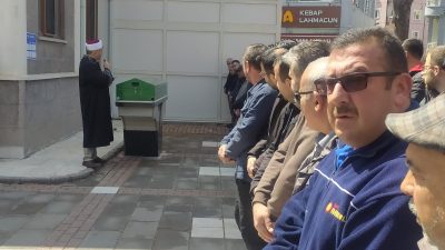 Konya’nın Beyşehir ilçesinde beynine pıhtı atması sonucu kaldırıldığı hastanede tedavi