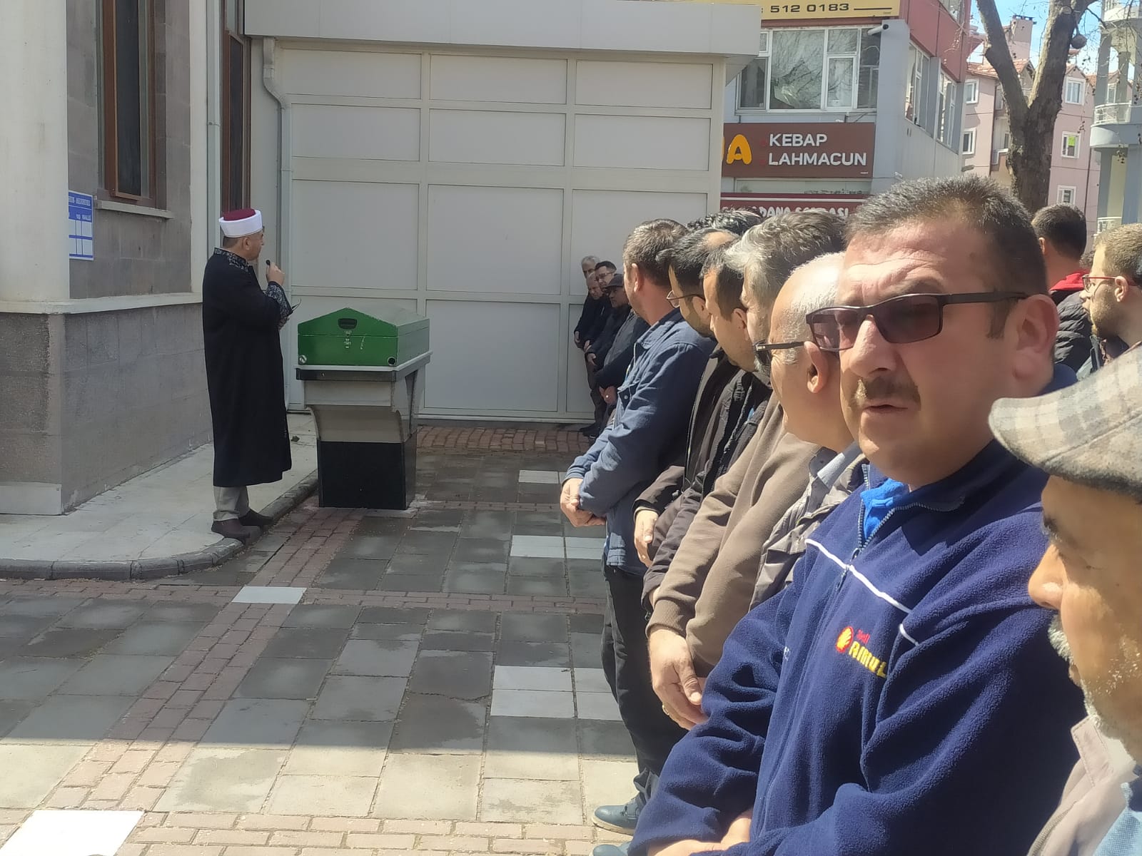 Beynine pıhtı atan ilkokul öğrencisi tedavi gördüğü hastanede hayatını kaybetti
