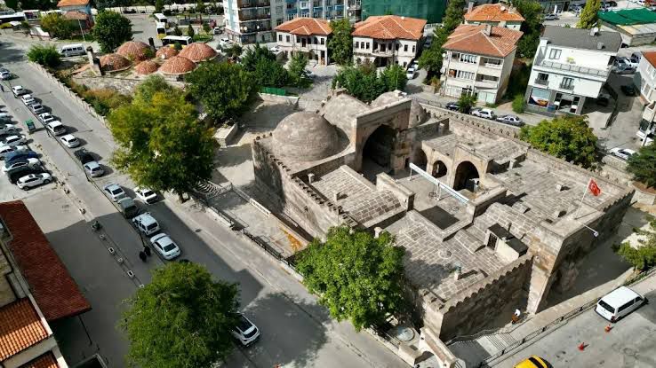 Aksaray’da el emeği göz nuru kermesi: Zinciriye Medresesi’nde iki günlük etkinlik